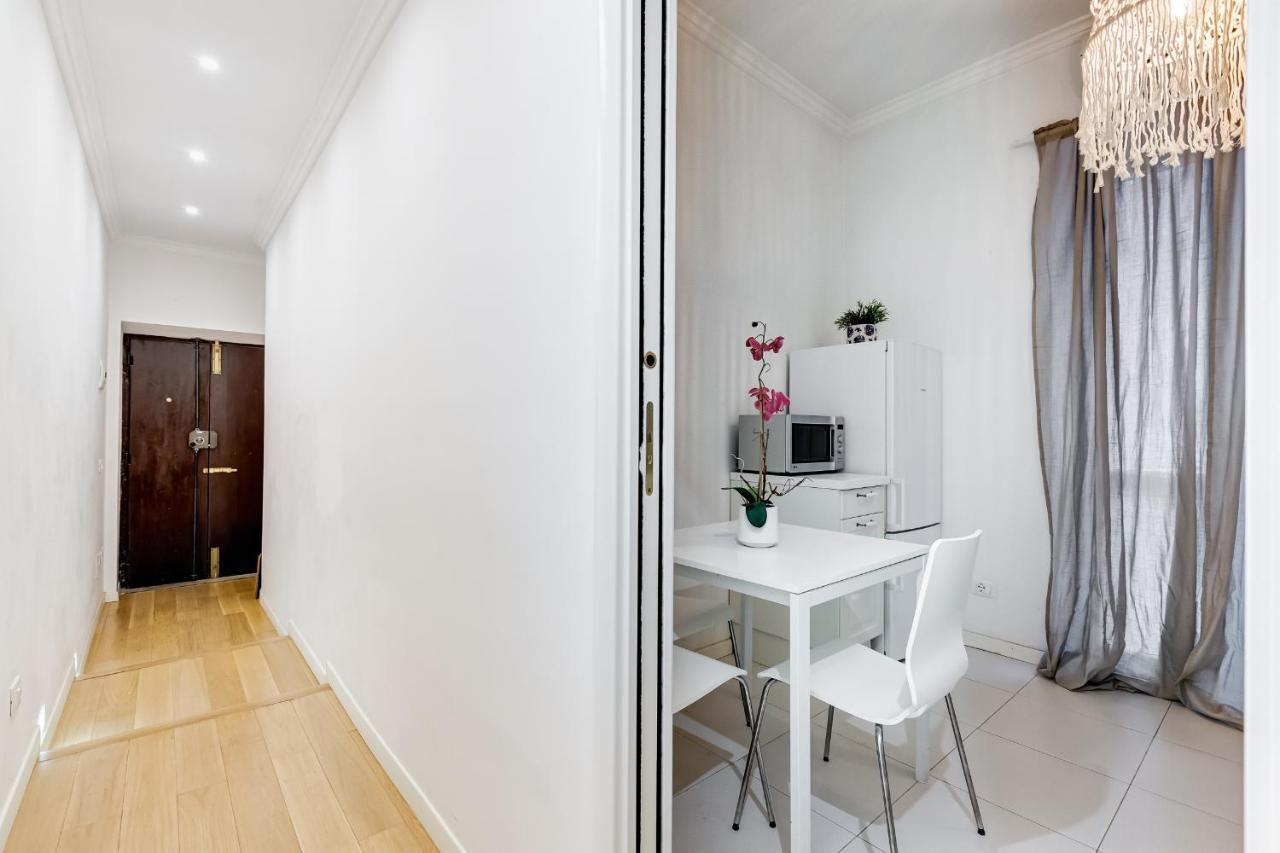 Trevi Fountain Modern Apartment Rome Buitenkant foto