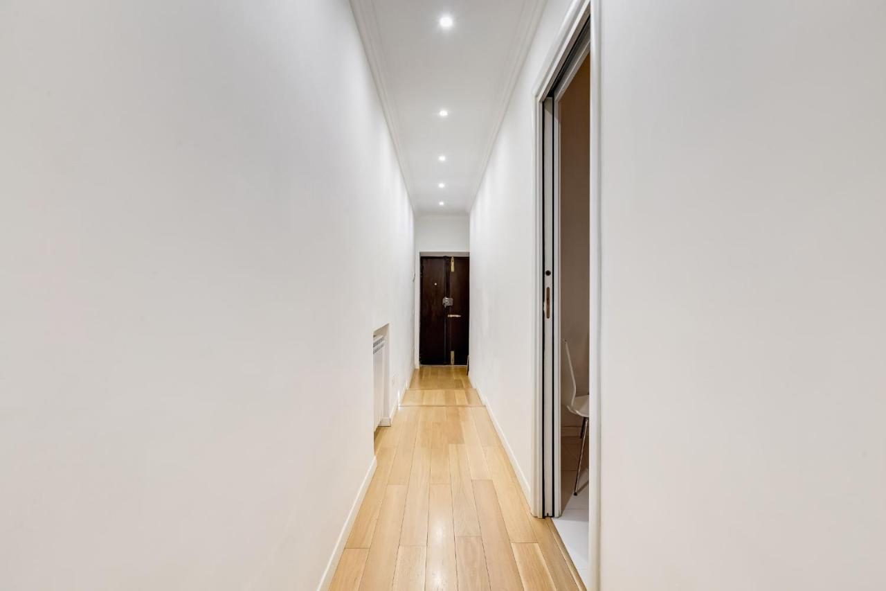 Trevi Fountain Modern Apartment Rome Buitenkant foto